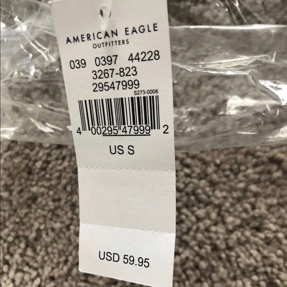 ⚠️LAST ONE!! AE 🦅 Floral romper - Picture 7 of 8